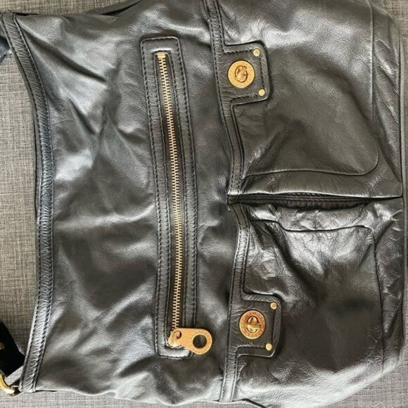 MARC BY MARC JACOBS Black Totally Turnlock Faridah Hobo Shoulder Bag - Picture 15 of 16